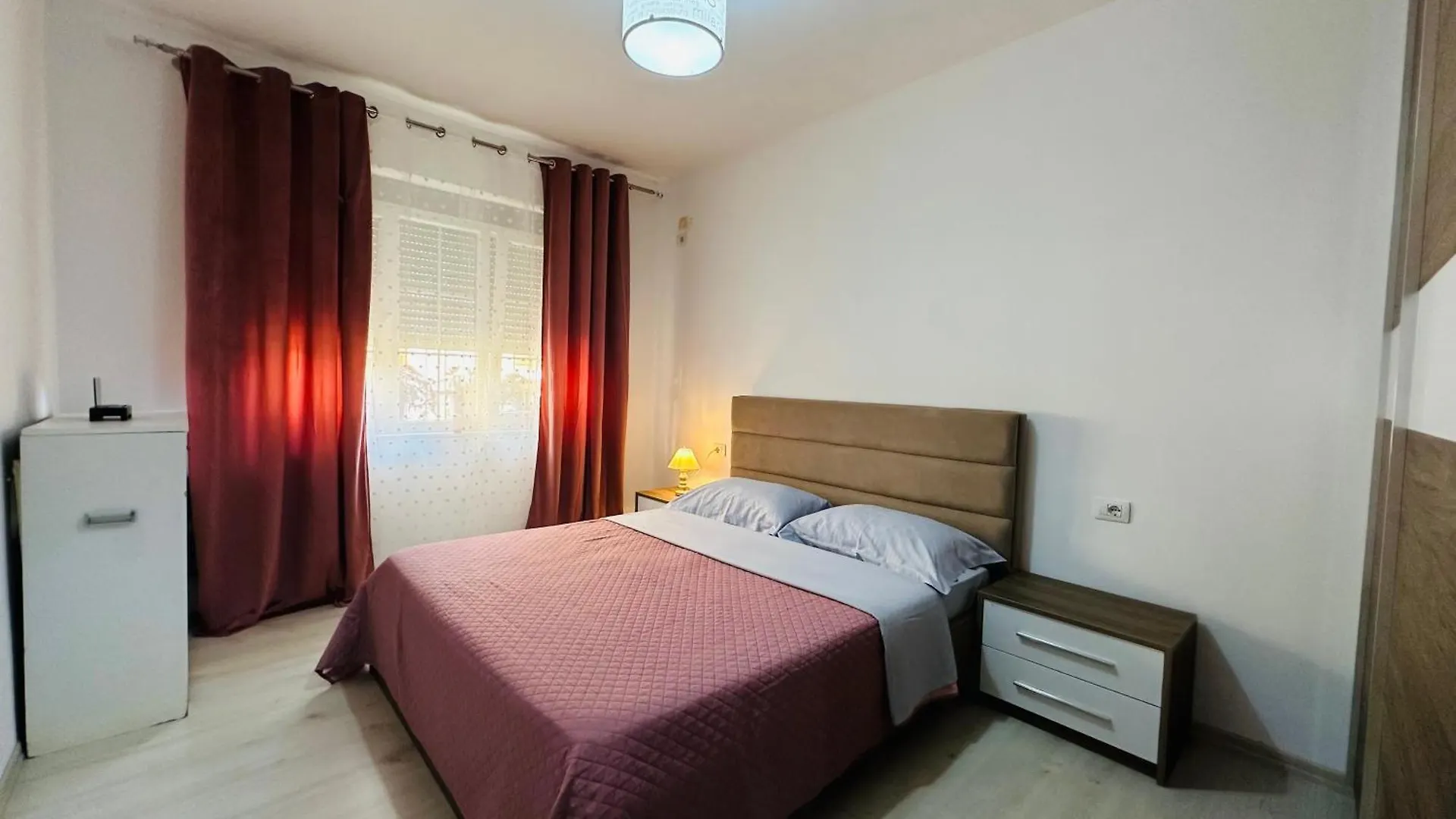 Grace'S Centre Apartment Shkoder Albania